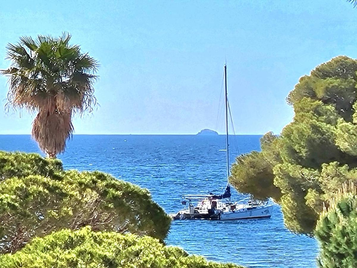 Petit Coin De Paradis Les Pieds Dans L'Eau La Londe-les-Maures Exterior foto
